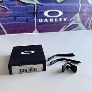 Oakley M2 Black Sock Kit